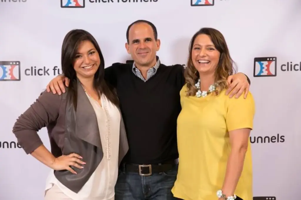 Sonia Gomez and two colleagues posing together at a ClickFunnels event, showcasing a collaborative atmosphere in coaching and leadership.